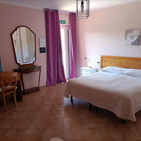 B&B Agriturismo Regno Di Toscana Collesalvetti Habitación foto