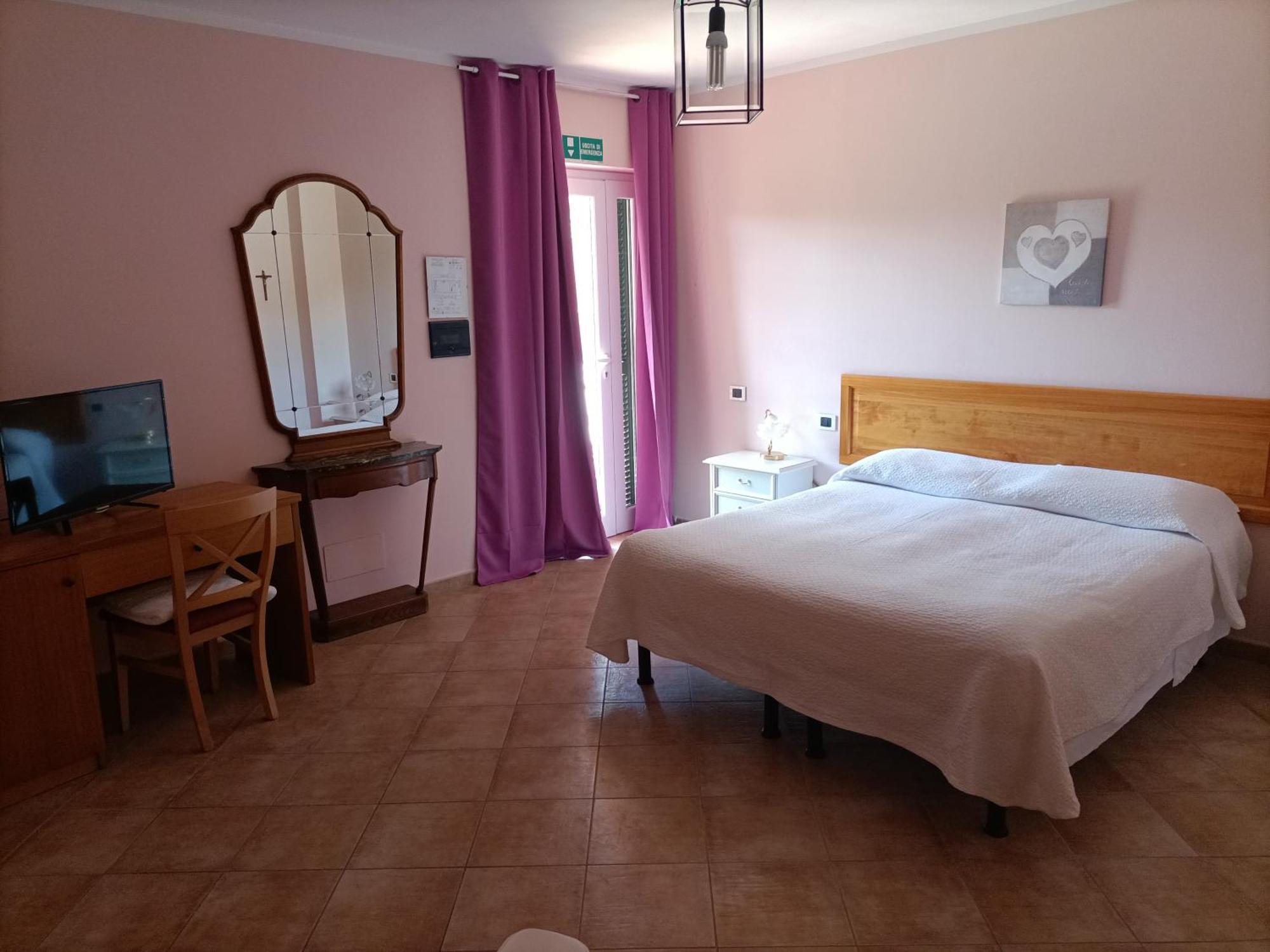 B&B Agriturismo Regno Di Toscana Collesalvetti Habitación foto
